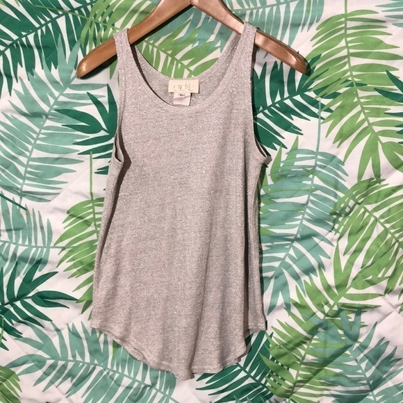 Cache Tops - Caché tank